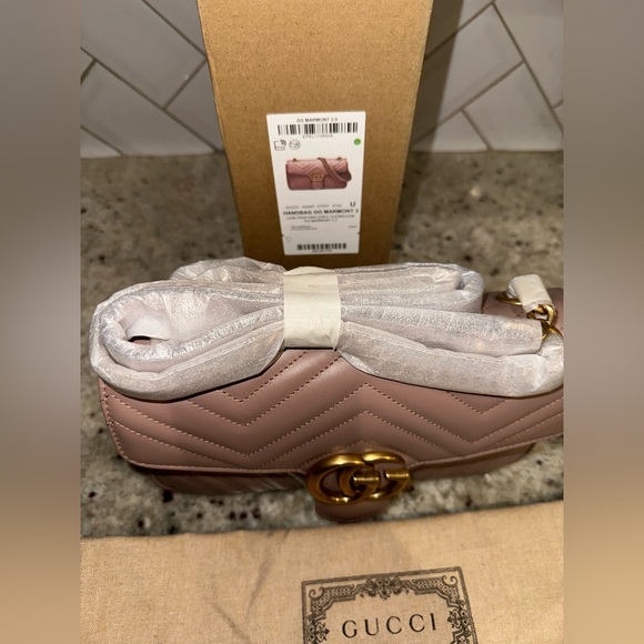 Gucci GG Marmont 2 - Picture 3 of 10